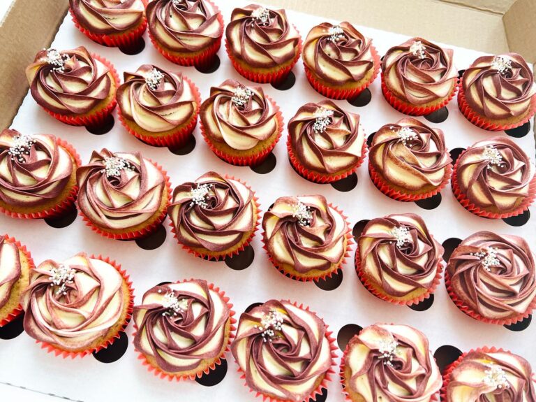 Instagram post from delish.bakery.uk. This post is in position 32.