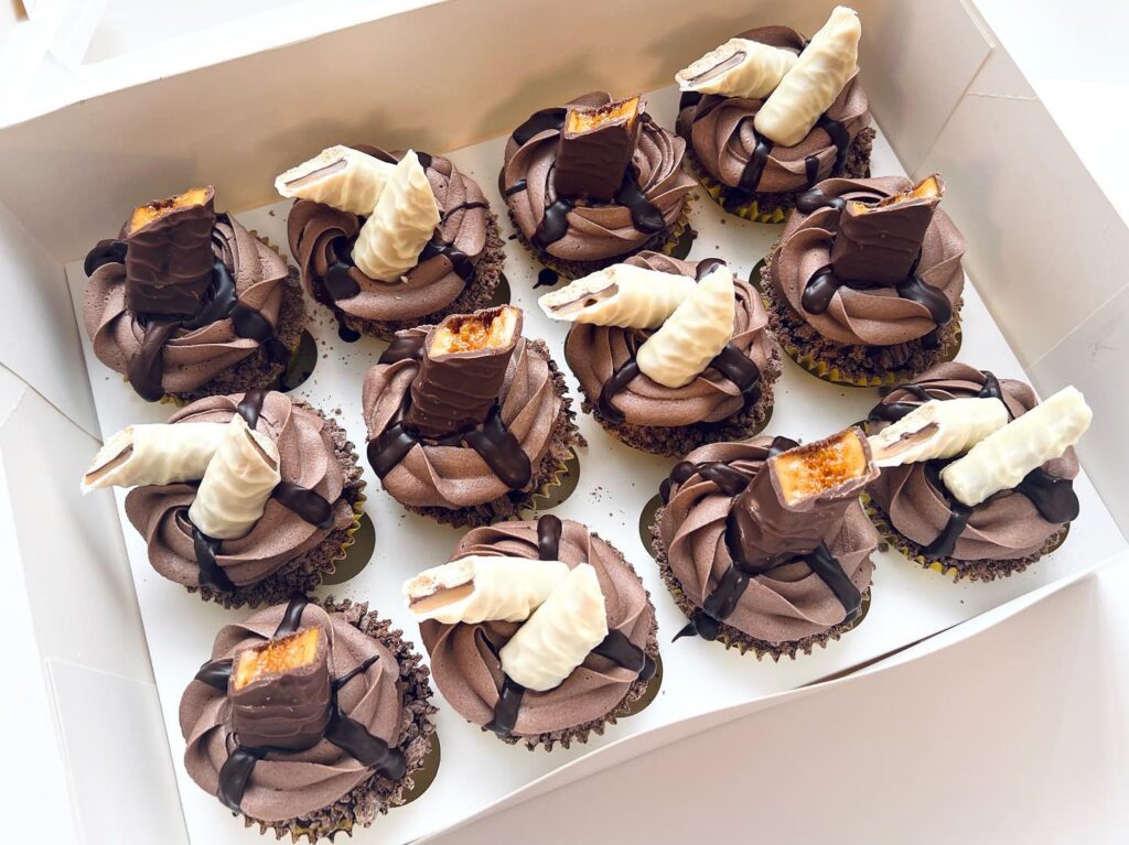 Instagram post from delish.bakery.uk. This post is in position 42.