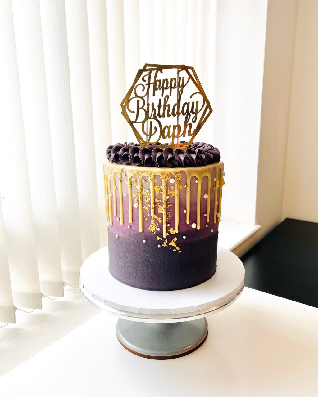 Instagram post from delish.bakery.uk. This post is in position 32.