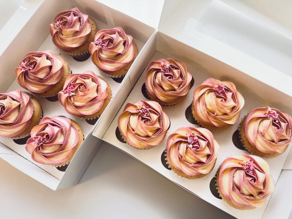 Instagram post from delish.bakery.uk. This post is in position 19.