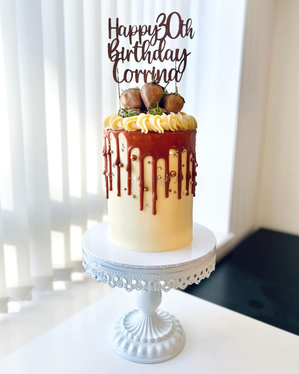 Instagram post from delish.bakery.uk. This post is in position 25.