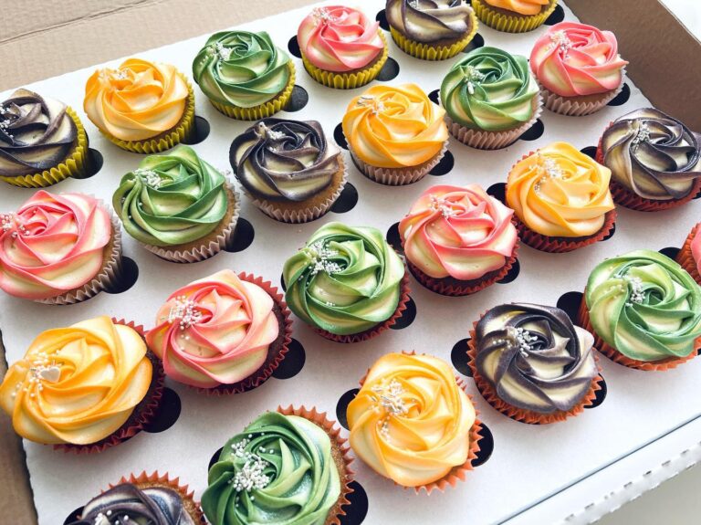 Instagram post from delish.bakery.uk. This post is in position 34.
